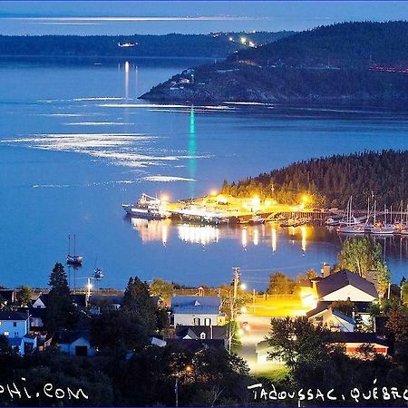 Gite Au Vieux Pommier Тадуссак Экстерьер фото